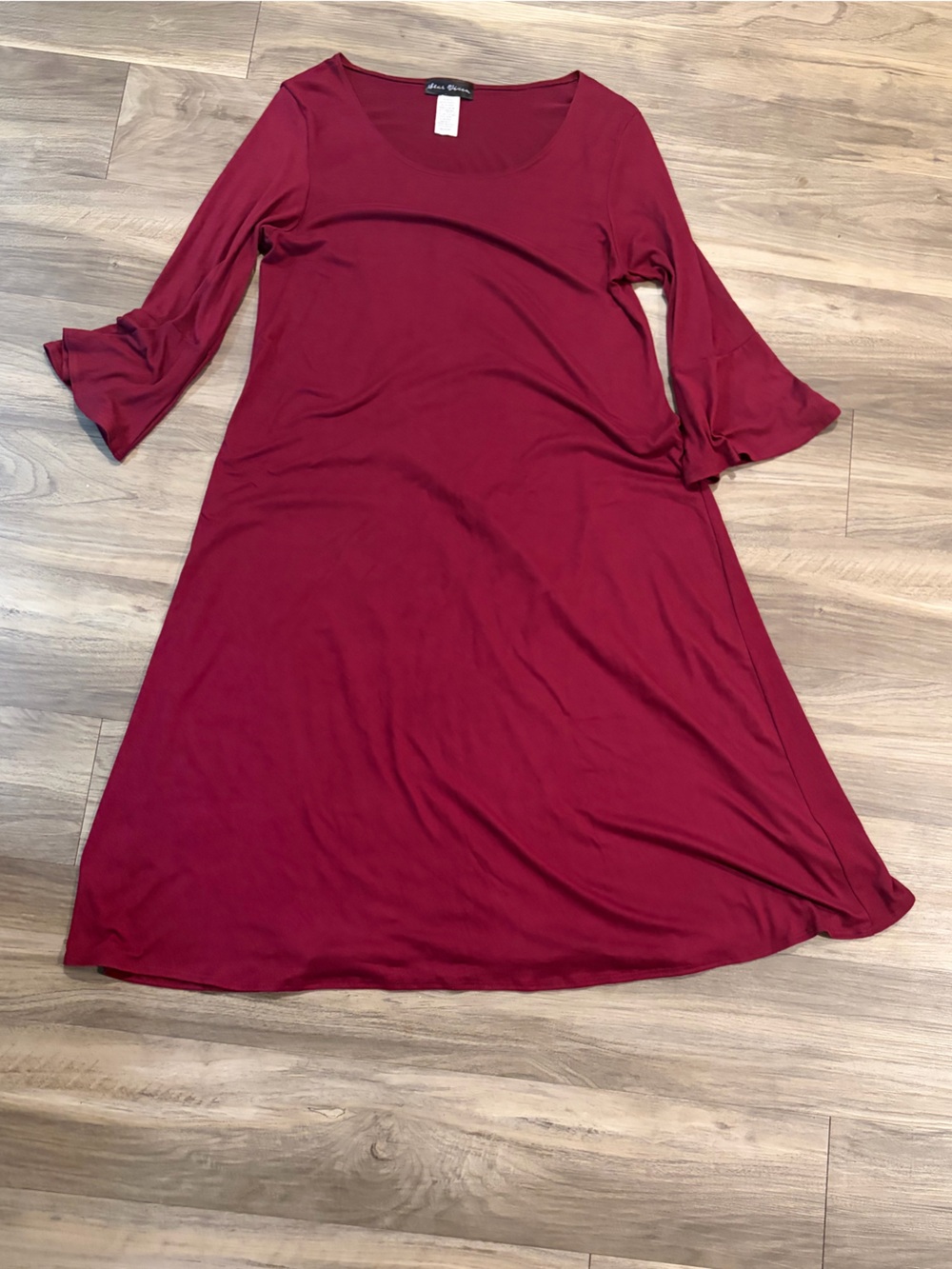 Star Vixen Burgundy Scoop Neck Midi Dress